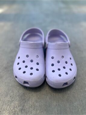 CROCS Kids Lightweight Lavender Slip-On - size 13C